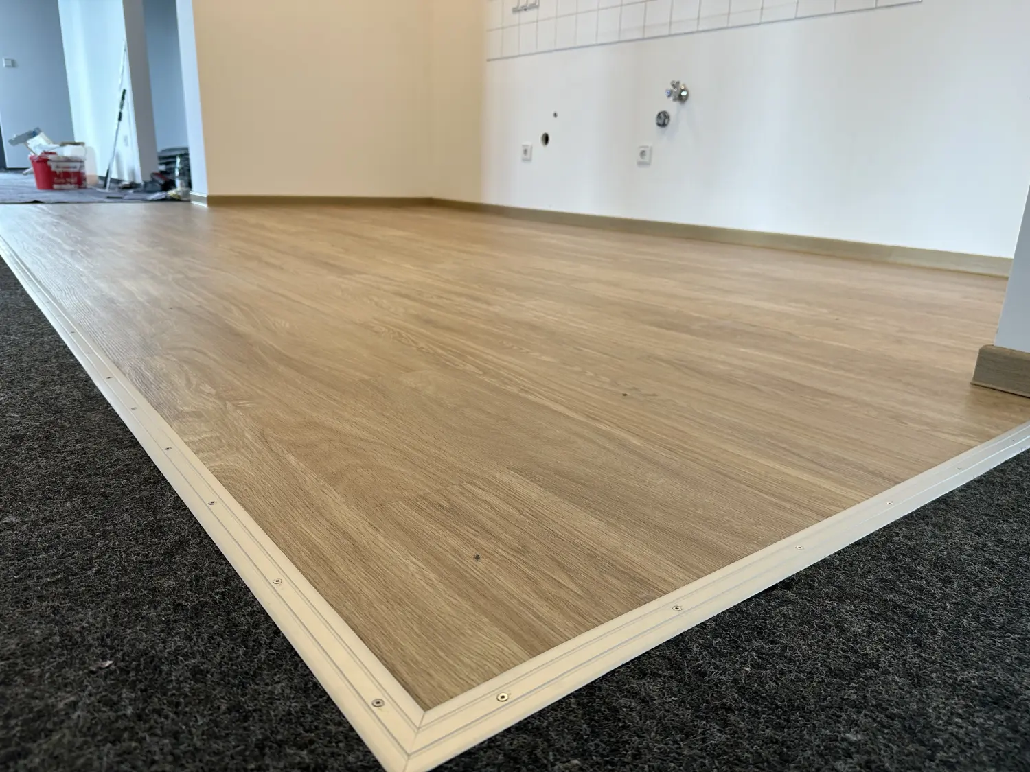 Schloska, Innenrenovierung, Bodenbelag Referenzbild